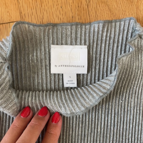 Top - Picture 3 of 4